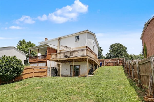205 S Shenandoah Ave, Front Royal, VA