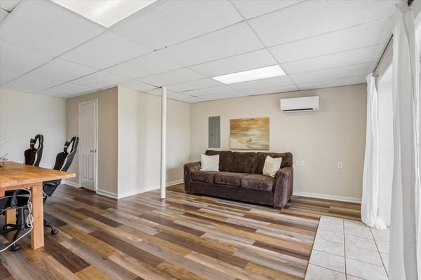 205 S Shenandoah Ave, Front Royal, VA