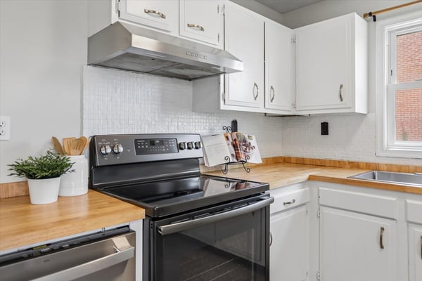 205 S Shenandoah Ave, Front Royal, VA