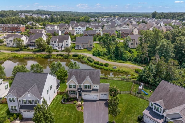 41833 Walden Knoll Ct, Aldie, VA