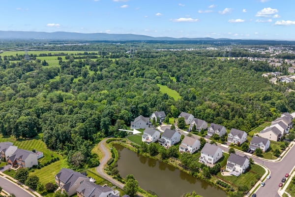 Water View Home in Virginia Manor