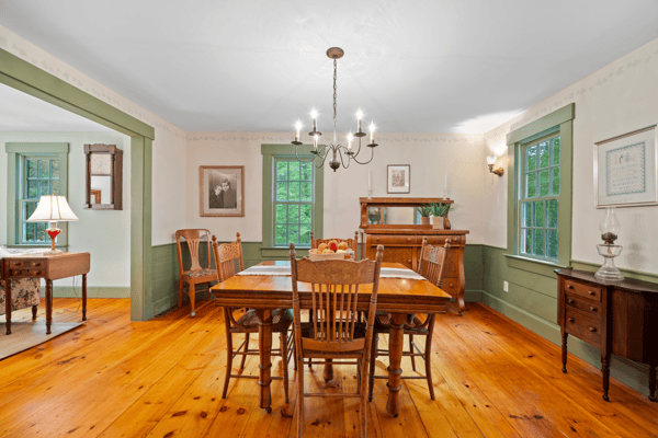 9 Checkerberry Ln, Bedford, NH