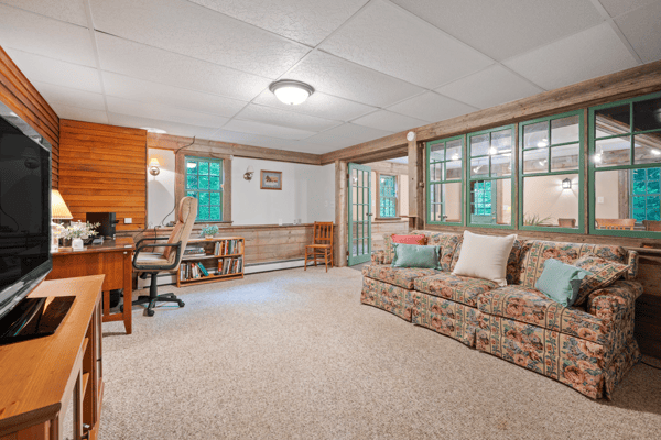 9 Checkerberry Ln, Bedford, NH
