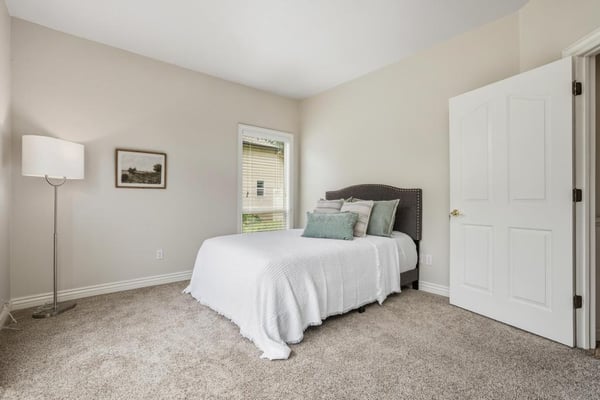 576 E Riverchase Way, Eagle, ID