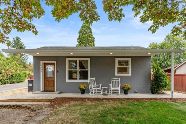 16366 Front Ave, Oregon City, OR