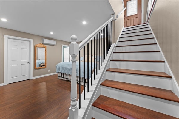 16366 Front Ave, Oregon City, OR