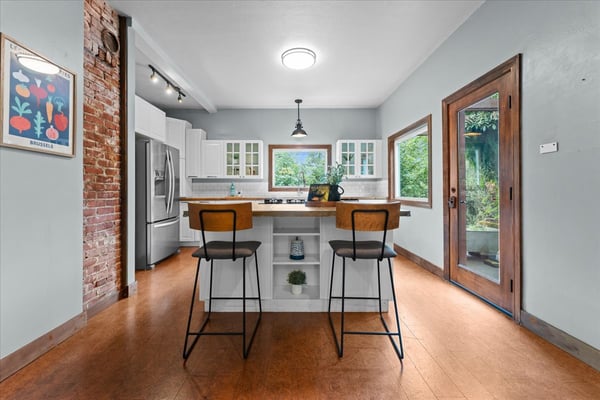 12260 SW Butner Road, Portland, OR