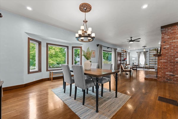 12260 SW Butner Road, Portland, OR