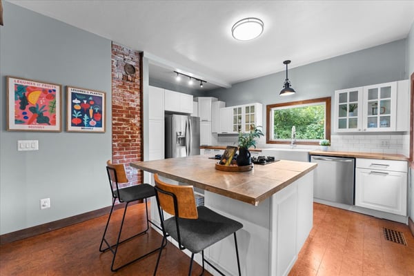 12260 SW Butner Road, Portland, OR