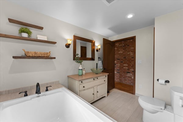 12260 SW Butner Road, Portland, OR