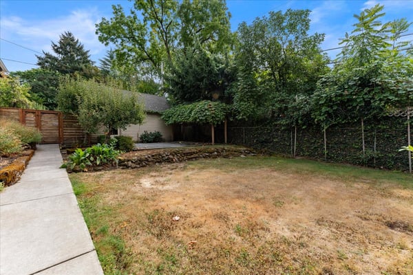 12260 SW Butner Road, Portland, OR