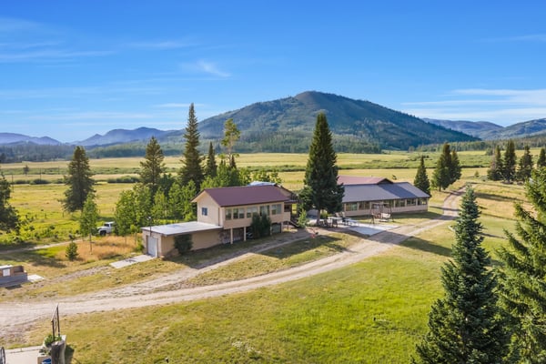 PEARL LAKE RANCH, Clark, CO