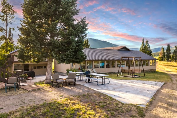 PEARL LAKE RANCH, Clark, CO