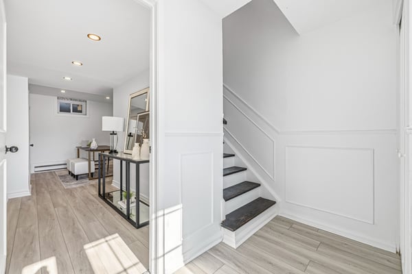 1270 Gainsborough Dr, 9, Oakville, ON