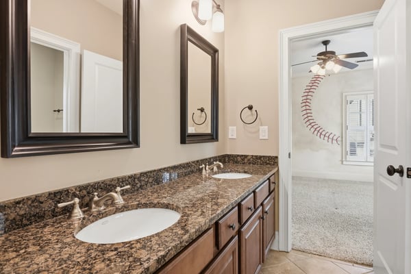 5438 Buckland Way SE, Smyrna, GA