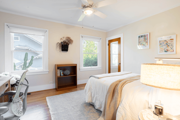 209 N Sunset Pl, Monrovia, CA