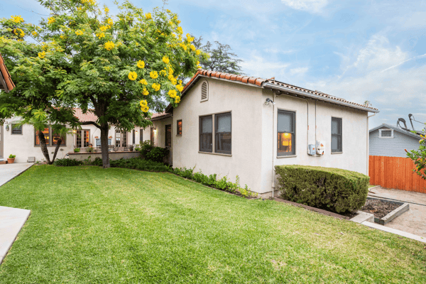 209 N Sunset Pl, Monrovia, CA