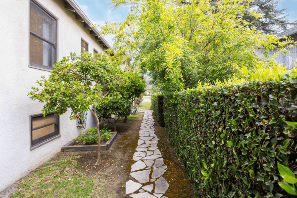 209 N Sunset Pl, Monrovia, CA
