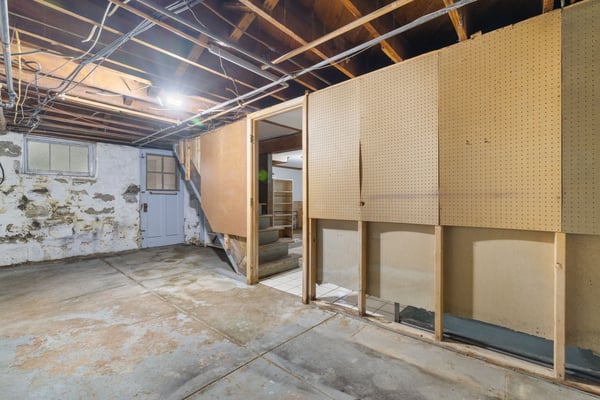 7332 Country Club DR, Saint Louis, MO