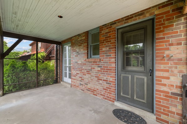 7332 Country Club DR, Saint Louis, MO