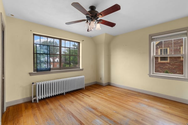 7332 Country Club DR, Saint Louis, MO