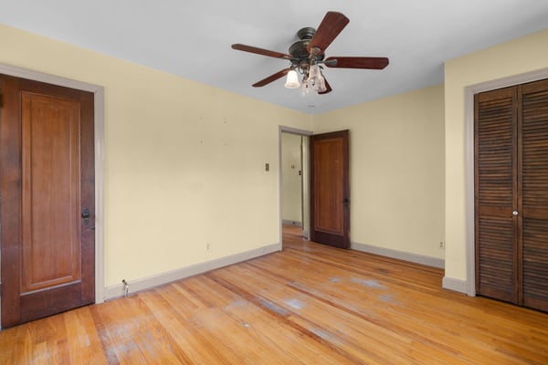 7332 Country Club DR, Saint Louis, MO