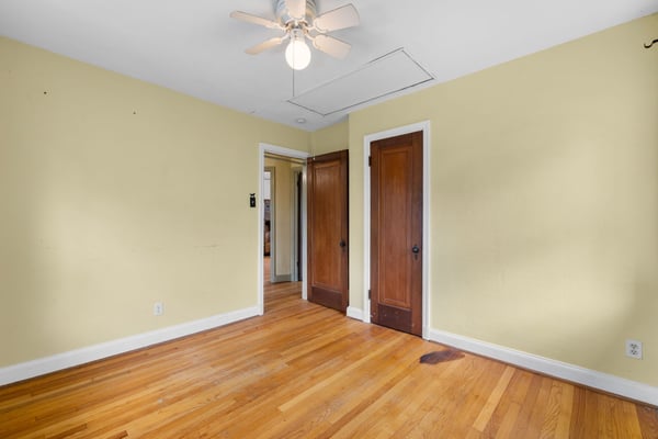 7332 Country Club DR, Saint Louis, MO