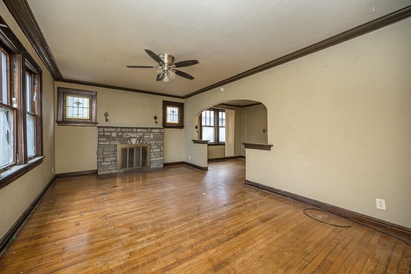 817 Abston Ave, Ferguson, MO