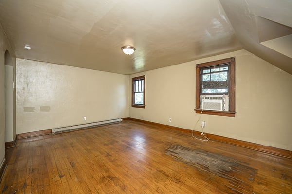 817 Abston Ave, Ferguson, MO