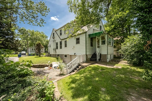 817 Abston Ave, Ferguson, MO