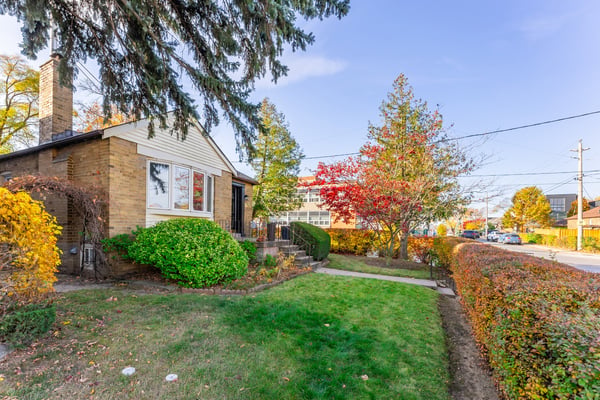 227 Ava Rd, York, ON