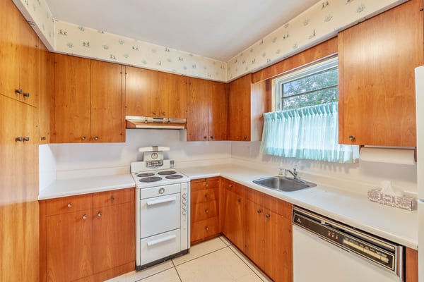 46 Ridge Hill Dr, Toronto, ON
