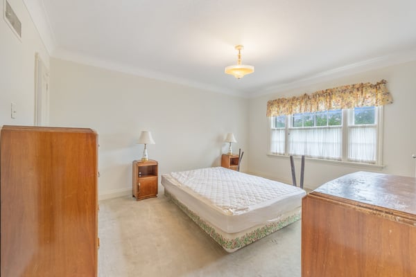 46 Ridge Hill Dr, Toronto, ON