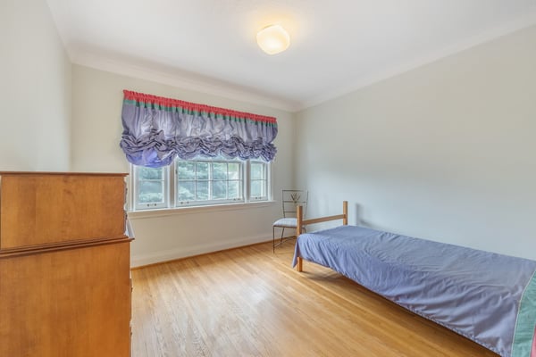 46 Ridge Hill Dr, Toronto, ON