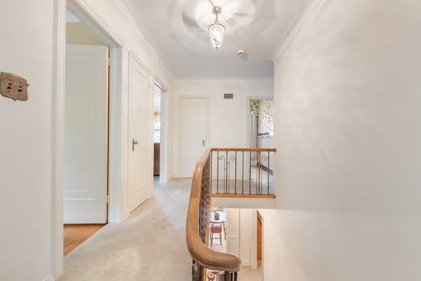 46 Ridge Hill Dr, Toronto, ON