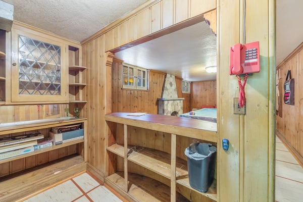 46 Ridge Hill Dr, Toronto, ON
