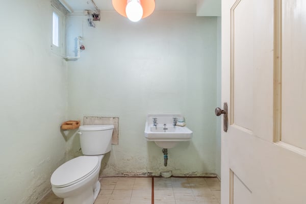 46 Ridge Hill Dr, Toronto, ON