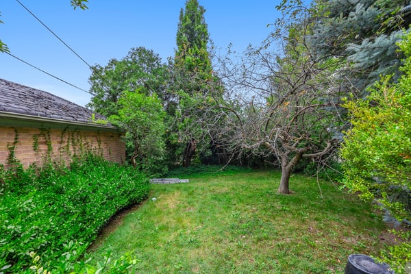 46 Ridge Hill Dr, Toronto, ON