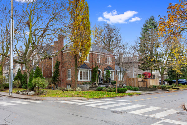 57 Ridge Hill Dr, Toronto, ON