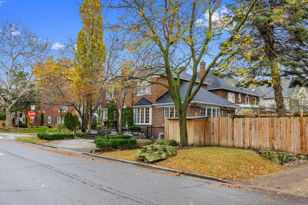 57 Ridge Hill Dr, Toronto, ON