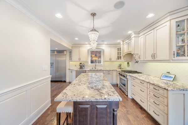 57 Ridge Hill Dr, Toronto, ON