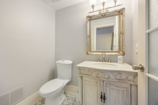 57 Ridge Hill Dr, Toronto, ON