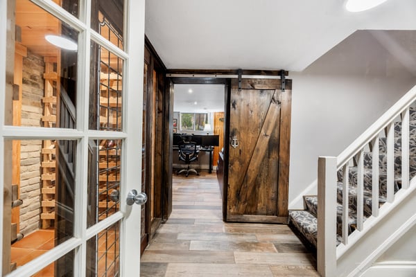57 Ridge Hill Dr, Toronto, ON