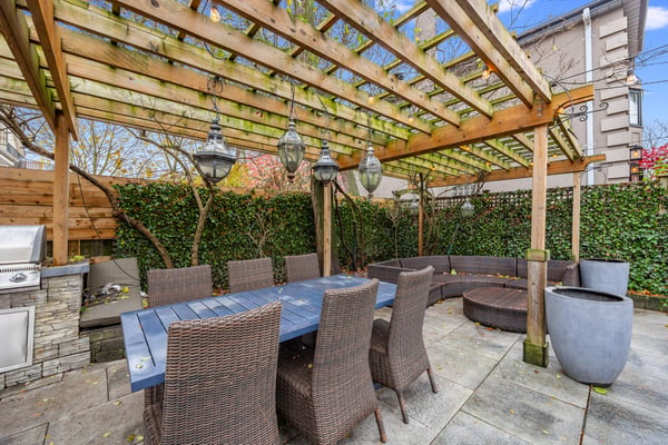 57 Ridge Hill Dr, Toronto, ON