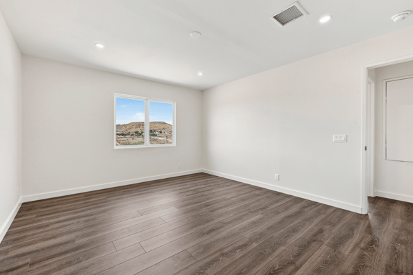 4545 Fairlane St, Acton, CA