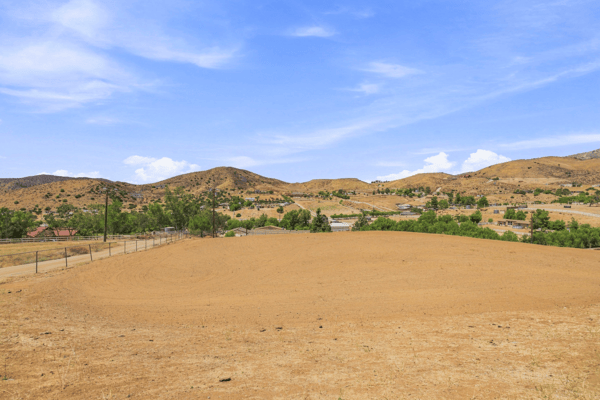 4545 Fairlane St, Acton, CA