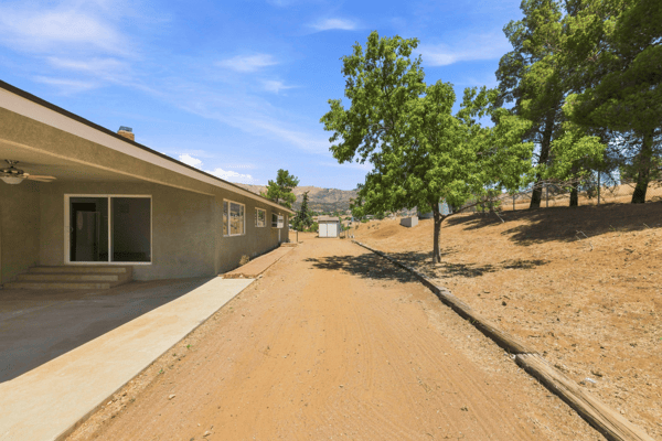 4545 Fairlane St, Acton, CA
