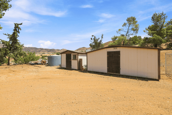 4545 Fairlane St, Acton, CA