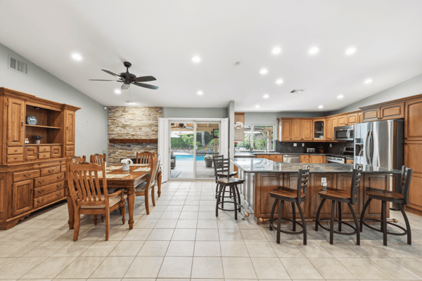 28362 Contessa Ave, Saugus, CA