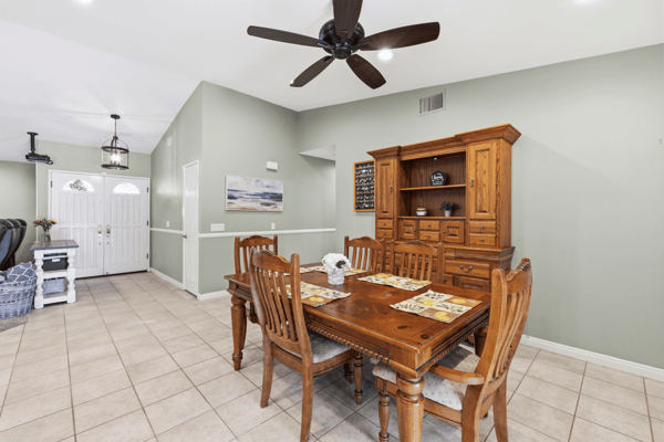28362 Contessa Ave, Saugus, CA